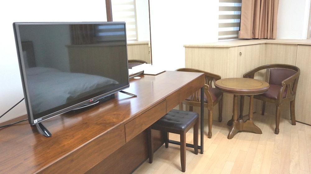 Residence & U Коян Экстерьер фото